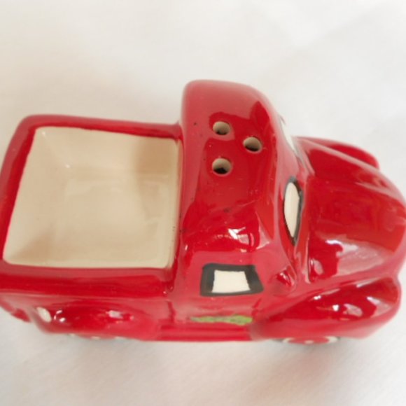 Christmas Tree & Red Truck Salt & Pepper Shakers Ceramic - Picture 5 of 10